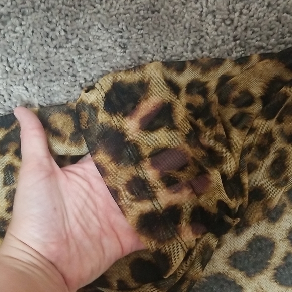 Cute tank top with cover up - Picture 7 of 7